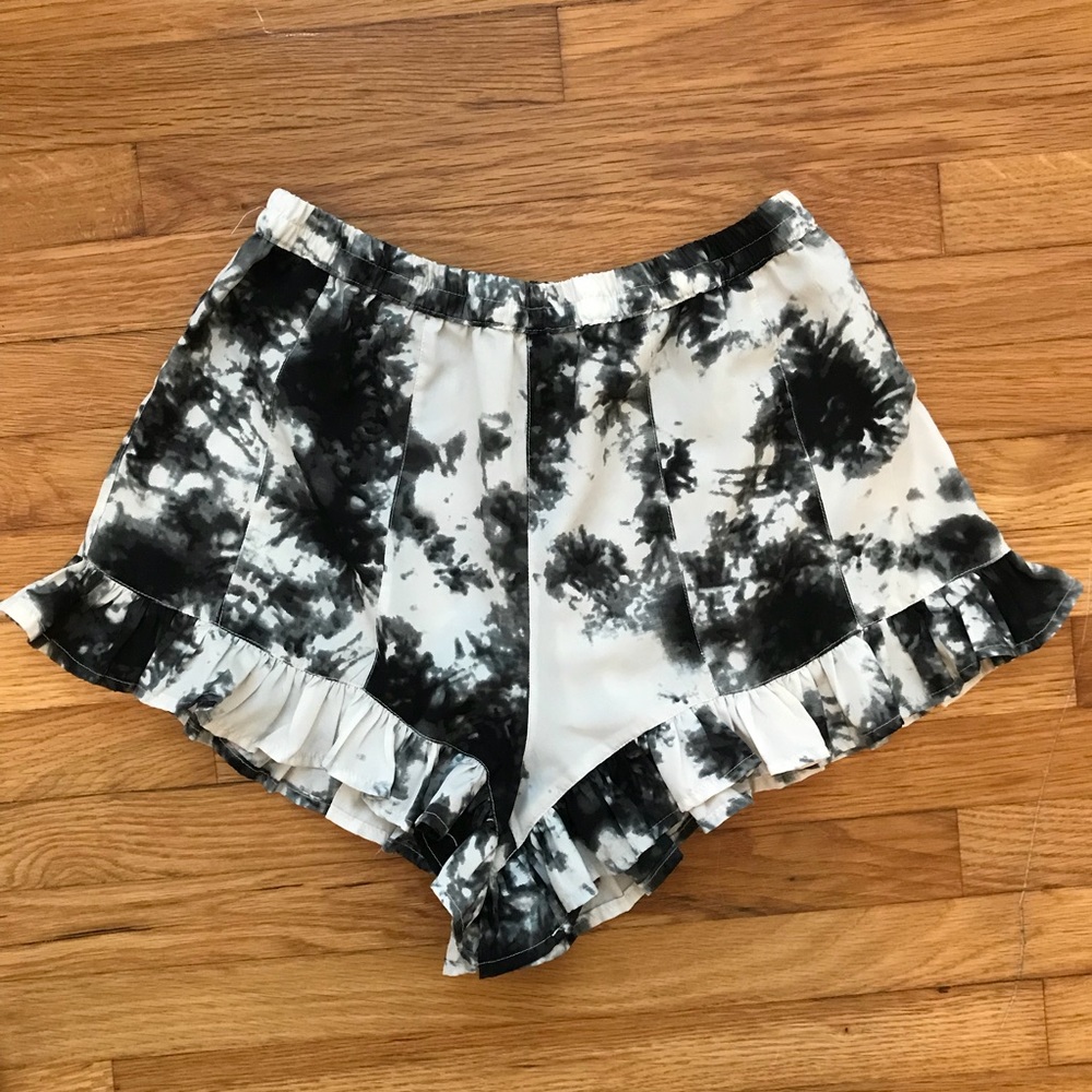 High waisted flowy shorts